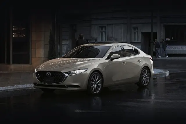 Mazda 3 Sedan 2.0 C