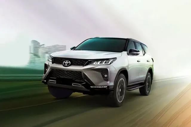 Toyota Fortuner Legender
